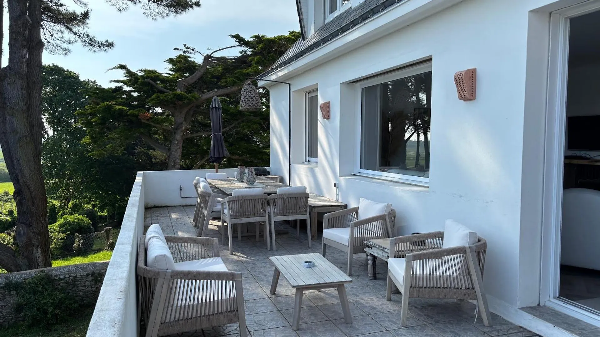 Villa Vieilles Vignes Vue Mer Billiers Fransa